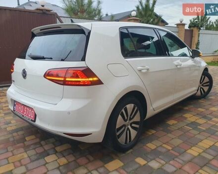 Белый Фольксваген e-Golf, объемом двигателя 0 л и пробегом 130 тыс. км за 8999 $, фото 18 на Automoto.ua