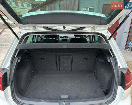 Білий Фольксваген e-Golf, об'ємом двигуна 0 л та пробігом 181 тис. км за 8200 $, фото 24 на Automoto.ua