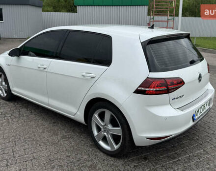 Белый Фольксваген e-Golf, объемом двигателя 0 л и пробегом 127 тыс. км за 10200 $, фото 4 на Automoto.ua