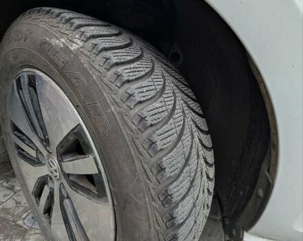 Белый Фольксваген e-Golf, объемом двигателя 0 л и пробегом 128 тыс. км за 9500 $, фото 16 на Automoto.ua