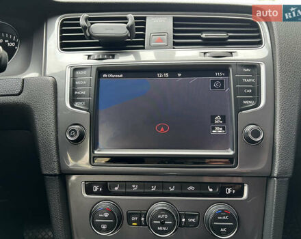 Белый Фольксваген e-Golf, объемом двигателя 0 л и пробегом 142 тыс. км за 7950 $, фото 37 на Automoto.ua