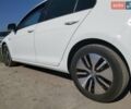 Білий Фольксваген e-Golf, об'ємом двигуна 0 л та пробігом 122 тис. км за 12700 $, фото 8 на Automoto.ua