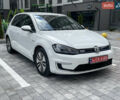 Белый Фольксваген e-Golf, объемом двигателя 0 л и пробегом 91 тыс. км за 8570 $, фото 1 на Automoto.ua
