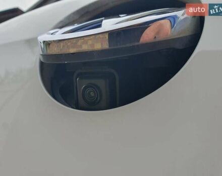 Белый Фольксваген e-Golf, объемом двигателя 0 л и пробегом 128 тыс. км за 8999 $, фото 39 на Automoto.ua