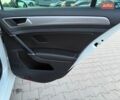 Белый Фольксваген e-Golf, объемом двигателя 0 л и пробегом 123 тыс. км за 9500 $, фото 45 на Automoto.ua