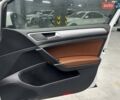 Белый Фольксваген e-Golf, объемом двигателя 0 л и пробегом 130 тыс. км за 11600 $, фото 18 на Automoto.ua