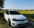 Белый Фольксваген e-Golf, объемом двигателя 0 л и пробегом 73 тыс. км за 9300 $, фото 16 на Automoto.ua