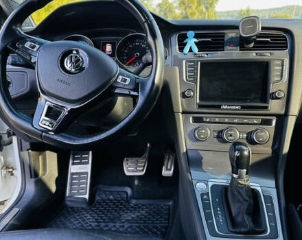Белый Фольксваген e-Golf, объемом двигателя 0 л и пробегом 73 тыс. км за 9300 $, фото 3 на Automoto.ua
