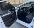 Белый Фольксваген e-Golf, объемом двигателя 0 л и пробегом 155 тыс. км за 8500 $, фото 7 на Automoto.ua