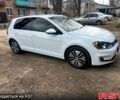 Белый Фольксваген e-Golf, объемом двигателя 80 л и пробегом 90 тыс. км за 10000 $, фото 2 на Automoto.ua