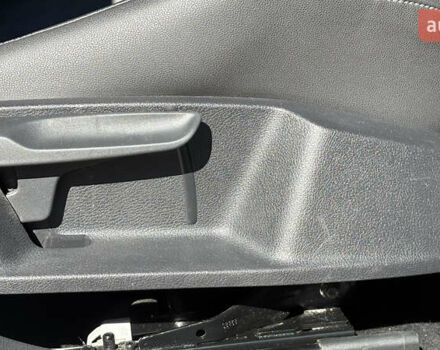 Белый Фольксваген e-Golf, объемом двигателя 0 л и пробегом 124 тыс. км за 8600 $, фото 39 на Automoto.ua