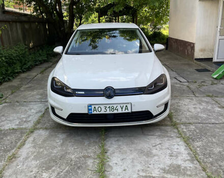 Білий Фольксваген e-Golf, об'ємом двигуна 0 л та пробігом 110 тис. км за 10400 $, фото 2 на Automoto.ua