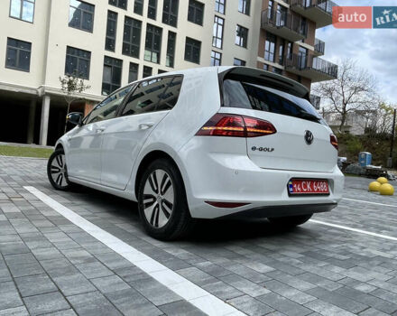 Белый Фольксваген e-Golf, объемом двигателя 0 л и пробегом 91 тыс. км за 8570 $, фото 8 на Automoto.ua