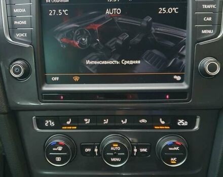 Белый Фольксваген e-Golf, объемом двигателя 0 л и пробегом 130 тыс. км за 8999 $, фото 93 на Automoto.ua