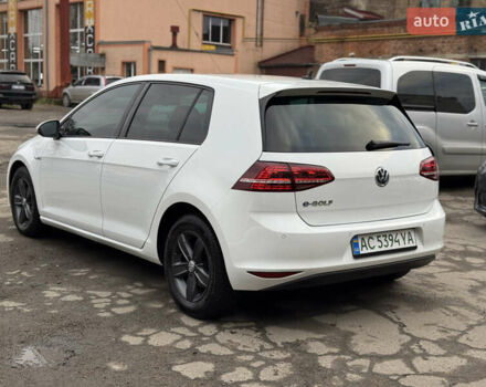 Білий Фольксваген e-Golf, об'ємом двигуна 0 л та пробігом 90 тис. км за 7900 $, фото 8 на Automoto.ua