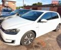 Белый Фольксваген e-Golf, объемом двигателя 0 л и пробегом 109 тыс. км за 7000 $, фото 1 на Automoto.ua