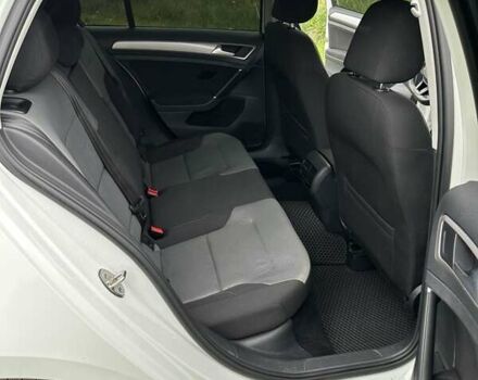 Белый Фольксваген e-Golf, объемом двигателя 0 л и пробегом 68 тыс. км за 8900 $, фото 32 на Automoto.ua