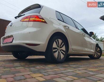 Белый Фольксваген e-Golf, объемом двигателя 0 л и пробегом 130 тыс. км за 8999 $, фото 19 на Automoto.ua