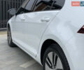 Білий Фольксваген e-Golf, об'ємом двигуна 0 л та пробігом 142 тис. км за 7999 $, фото 48 на Automoto.ua