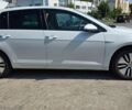 Белый Фольксваген e-Golf, объемом двигателя 0 л и пробегом 84 тыс. км за 12000 $, фото 5 на Automoto.ua