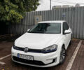 Белый Фольксваген e-Golf, объемом двигателя 0 л и пробегом 160 тыс. км за 6899 $, фото 1 на Automoto.ua