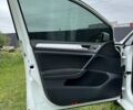 Белый Фольксваген e-Golf, объемом двигателя 0 л и пробегом 68 тыс. км за 8900 $, фото 35 на Automoto.ua