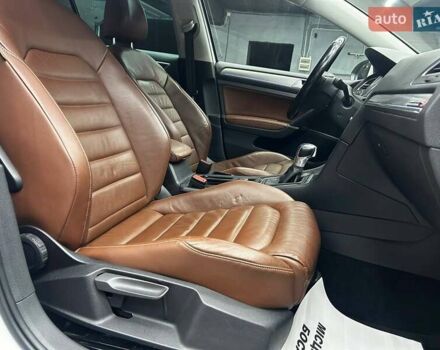 Белый Фольксваген e-Golf, объемом двигателя 0 л и пробегом 103 тыс. км за 11800 $, фото 12 на Automoto.ua