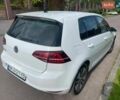 Белый Фольксваген e-Golf, объемом двигателя 0 л и пробегом 170 тыс. км за 7650 $, фото 8 на Automoto.ua
