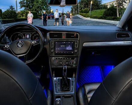 Білий Фольксваген e-Golf, об'ємом двигуна 0 л та пробігом 130 тис. км за 10200 $, фото 3 на Automoto.ua