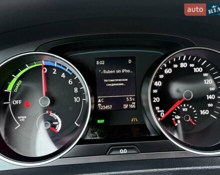 Білий Фольксваген e-Golf, об'ємом двигуна 0 л та пробігом 123 тис. км за 8500 $, фото 4 на Automoto.ua