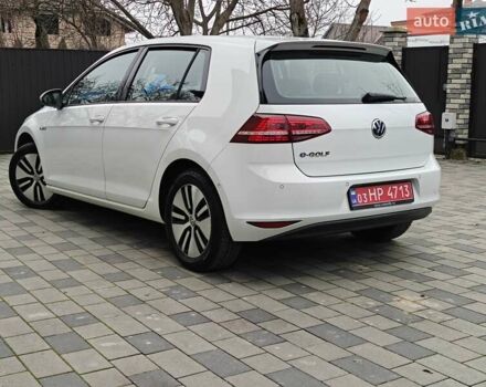Белый Фольксваген e-Golf, объемом двигателя 0 л и пробегом 148 тыс. км за 7500 $, фото 5 на Automoto.ua