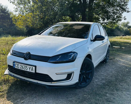 Белый Фольксваген e-Golf, объемом двигателя 0 л и пробегом 73 тыс. км за 9300 $, фото 2 на Automoto.ua