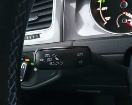 Белый Фольксваген e-Golf, объемом двигателя 0 л и пробегом 130 тыс. км за 8999 $, фото 107 на Automoto.ua