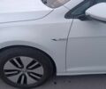Белый Фольксваген e-Golf, объемом двигателя 0 л и пробегом 38 тыс. км за 12000 $, фото 8 на Automoto.ua