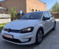 Белый Фольксваген e-Golf, объемом двигателя 0 л и пробегом 102 тыс. км за 9900 $, фото 5 на Automoto.ua