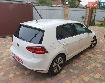 Белый Фольксваген e-Golf, объемом двигателя 0 л и пробегом 128 тыс. км за 8999 $, фото 22 на Automoto.ua