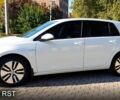 Белый Фольксваген e-Golf, объемом двигателя 0 л и пробегом 132 тыс. км за 11800 $, фото 4 на Automoto.ua