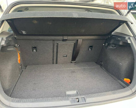 Белый Фольксваген e-Golf, объемом двигателя 0 л и пробегом 114 тыс. км за 12000 $, фото 13 на Automoto.ua