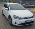 Белый Фольксваген e-Golf, объемом двигателя 0 л и пробегом 125 тыс. км за 9000 $, фото 1 на Automoto.ua
