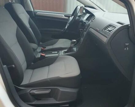 Белый Фольксваген e-Golf, объемом двигателя 0 л и пробегом 130 тыс. км за 8999 $, фото 69 на Automoto.ua