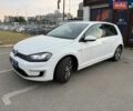Білий Фольксваген e-Golf, об'ємом двигуна 0 л та пробігом 167 тис. км за 8990 $, фото 5 на Automoto.ua