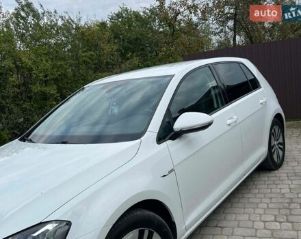 Білий Фольксваген e-Golf, об'ємом двигуна 0 л та пробігом 88 тис. км за 10000 $, фото 2 на Automoto.ua