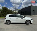 Белый Фольксваген e-Golf, объемом двигателя 0 л и пробегом 95 тыс. км за 8900 $, фото 6 на Automoto.ua