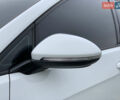 Белый Фольксваген e-Golf, объемом двигателя 0 л и пробегом 142 тыс. км за 8100 $, фото 13 на Automoto.ua
