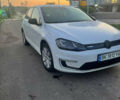 Белый Фольксваген e-Golf, объемом двигателя 0 л и пробегом 198 тыс. км за 8500 $, фото 1 на Automoto.ua