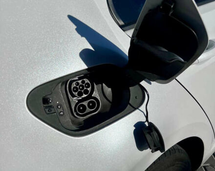 Белый Фольксваген e-Golf, объемом двигателя 0 л и пробегом 109 тыс. км за 7900 $, фото 12 на Automoto.ua
