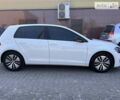 Белый Фольксваген e-Golf, объемом двигателя 0 л и пробегом 102 тыс. км за 9900 $, фото 18 на Automoto.ua