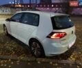Белый Фольксваген e-Golf, объемом двигателя 0 л и пробегом 69 тыс. км за 9499 $, фото 7 на Automoto.ua