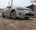 Белый Фольксваген e-Golf, объемом двигателя 0 л и пробегом 128 тыс. км за 8999 $, фото 13 на Automoto.ua