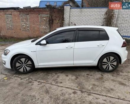 Білий Фольксваген e-Golf, об'ємом двигуна 0 л та пробігом 144 тис. км за 10500 $, фото 2 на Automoto.ua